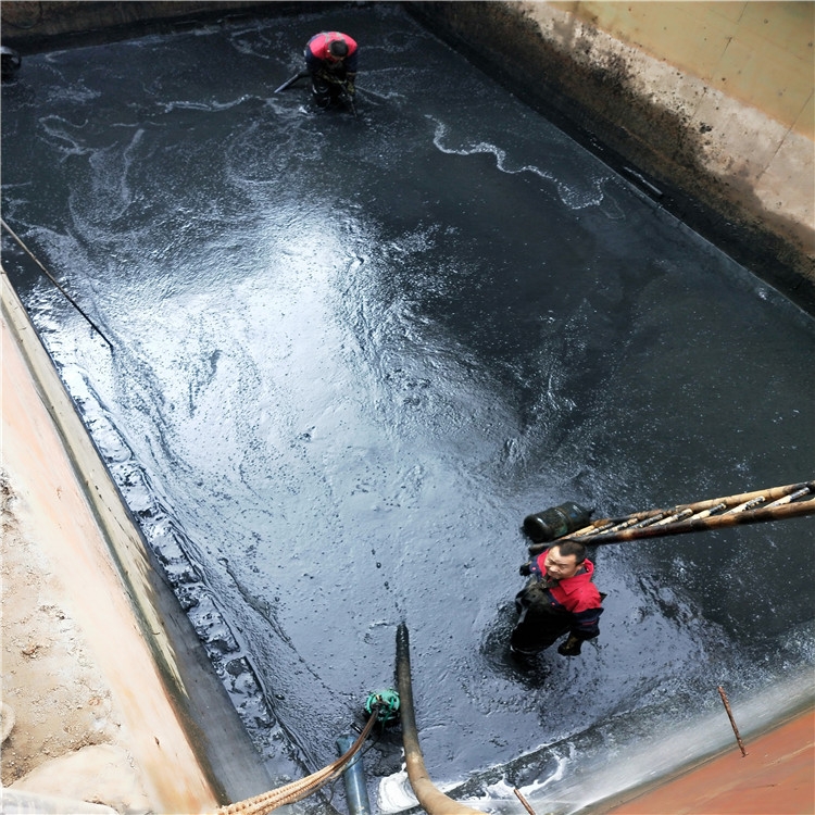临桂废水池清理